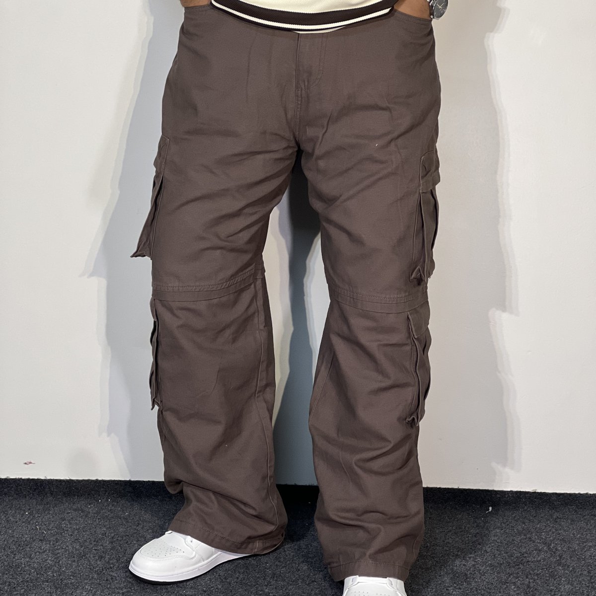 Baggy Fit 8 Pocket Cargo – Chocolate Brown